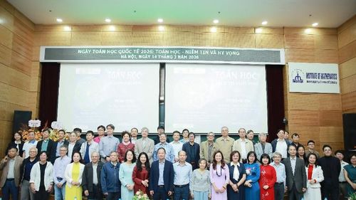  Các đại biểu tham gia sự kiện Ngày Toán học quốc tế 2026 với chủ đề “Toán học - Niềm tin và hy vọng”.(Ảnh: HIẾU LIÊN) 