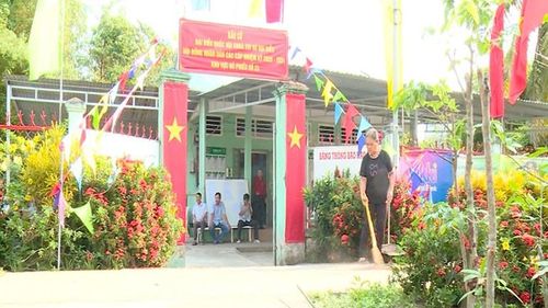  Các điểm bầu cử được trang trí rực rỡ. 