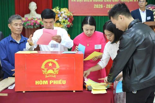 Công tác tập huấn trước ngày bầu cử đã được các địa phương thực hiện nghiêm túc, tuân thủ đúng quy chế bầu cử
