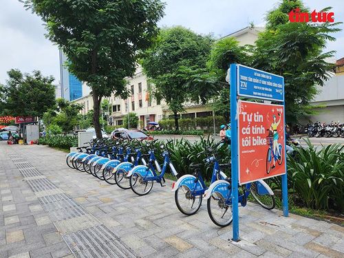 Trạm xe đạp công cộng tại trung tâm TP Hồ Chí Minh đã được triển khai trước đó.