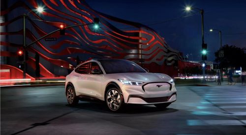 Ford Mustang Mach-E bán được 1 xe trong tháng 2.