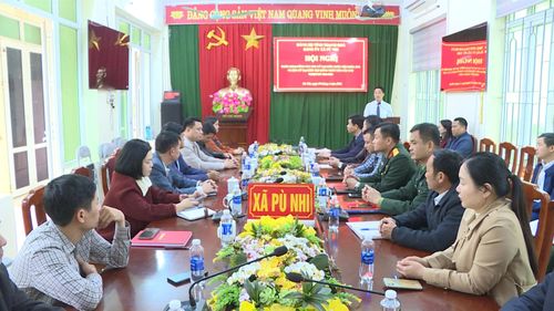 Ủy ban Bầu cử xã Pù Nhi họp rà soát lại toàn bộ công tác chuẩn bị bầu cử.