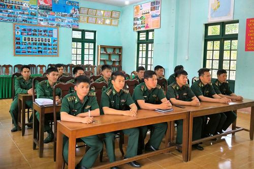 Đồn Biên phòng Nậm Na, xã Đắk Wil quán triệt cho cán bộ, chiến sĩ trước giờ bầu cử sớm