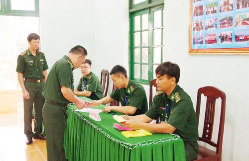 Bầu cử sớm tại Đồn biên phòng Nâm Na, đứng chân trên địa bàn xã Đắk Wil (Lâm Đồng)