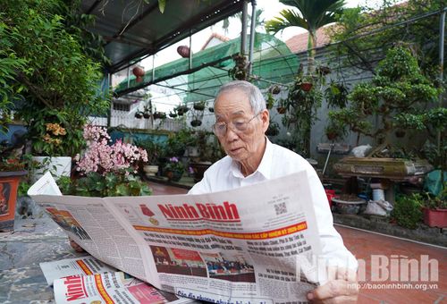 Ông Nguyễn Cảnh Hưng vẫn luôn quan tâm tìm hiểu đầy đủ thông tin về cuộc bầu cử đại biểu Quốc hội khóa XVI và đại biểu HĐND các cấp nhiệm kỳ 2026-2031 qua báo chí và các phương tiện truyền thông khác.
