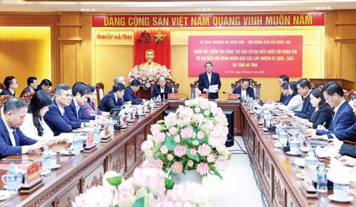 Toàn cảnh cuộc làm việc với Ủy ban Bầu cử tỉnh Hà Tĩnh