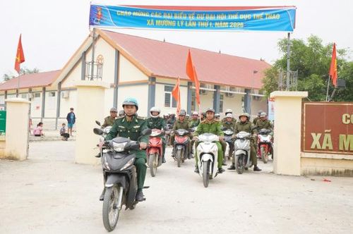 Công an xã Mường Lý triển khai đảm bảo ANTT dịp bầu cử.