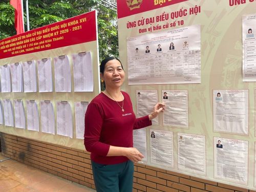 Cử tri Nguyễn Thị Thúy kỳ vọng các đại biểu được bầu sẽ có đủ phẩm chất, năng lực để đại diện cho ý chí, nguyện vọng của nhân dân. Ảnh: PV