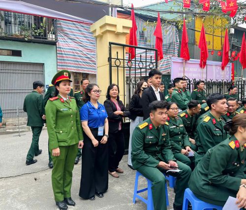 Cuộc bầu cử năm nay diễn ra sớm hơn thông lệ hai tháng, gắn với việc triển khai mô hình chính quyền địa phương hai cấp, nhằm nhanh chóng kiện toàn bộ máy sau Đại hội đại biểu toàn quốc lần thứ XIV của Đảng, tạo tiền đề để đất nước vận hành hiệu quả hơn trong giai đoạn phát triển tiếp theo