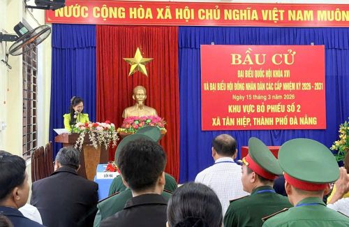 Công tác bầu cử tại xã đảo Tân Hiệp