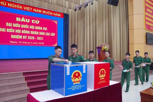Gần 99% cử tri Khánh Hòa tham gia công tác bầu cử