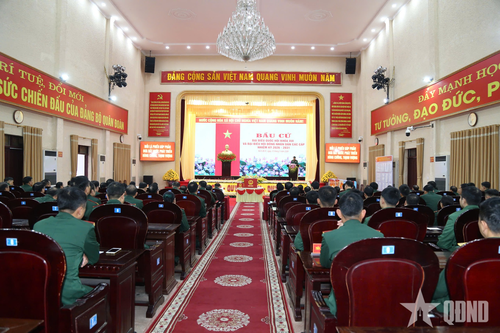 Quang cảnh khai mạc bầu cử tại Quân đoàn 12.