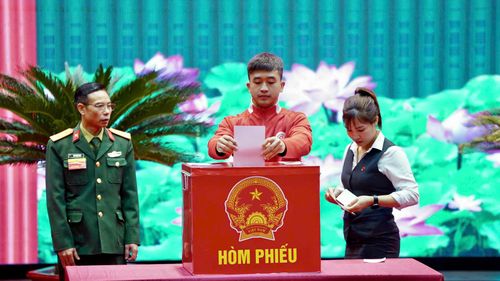 Các cầu thủ Thể Công Viettel thể hiện tinh thần nhiệt huyết, trách nhiệm và niềm tự hào.