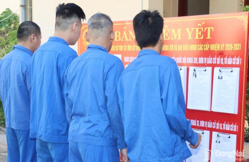 Những trường hợp đang bị tạm giam tại Phân trại tạm giam khu vực Tân Triều (cơ sở 2, tại xã Trị An) cũng được tham gia bầu cử theo đúng quy định pháp luật. Ảnh: Quang Huy
