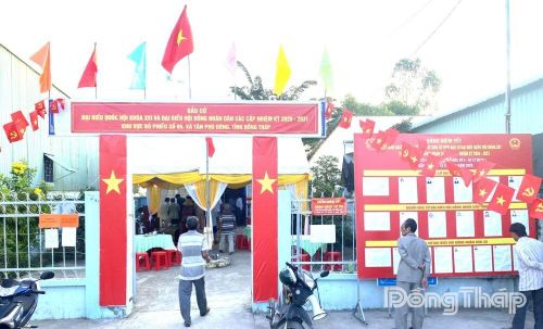 Khu vực bỏ phiếu số 5, ấp Lý Quàn 1, xã Tân Phú Đông.