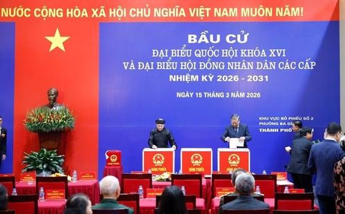 Tổng Bí thư Tô Lâm bầu cử tại phường Ba Đình, Hà Nội.