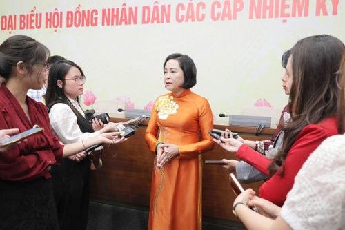 Phó Chủ tịch Quốc hội Nguyễn Thị Thanh - Ủy viên Hội đồng Bầu cử Quốc gia trả lời phỏng vấn báo chí tại Trung tâm Báo chí Bầu cử đại biểu Quốc hội Khóa XVI và đại biểu Hội đồng Nhân dân các cấp nhiệm kỳ 2026 – 2031. Ảnh: Hồ Long