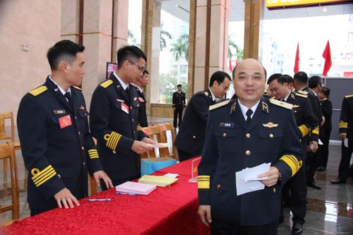 Cử tri Bộ Tư lệnh Quân chủng Hải quân bắt đầu bỏ phiếu bầu ĐBQH khóa XVI và đại biểu HĐND các cấp nhiệm kỳ 2026-2031