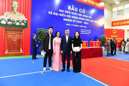 Niềm vui, tự hào của cử tri trong Ngày hội non sông... 