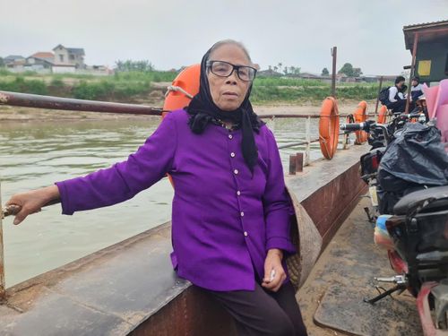 Bà Nguyễn Thị Hồng luôn dành sự quan tâm đặc biệt cho mỗi kỳ bầu cử tại địa phương.