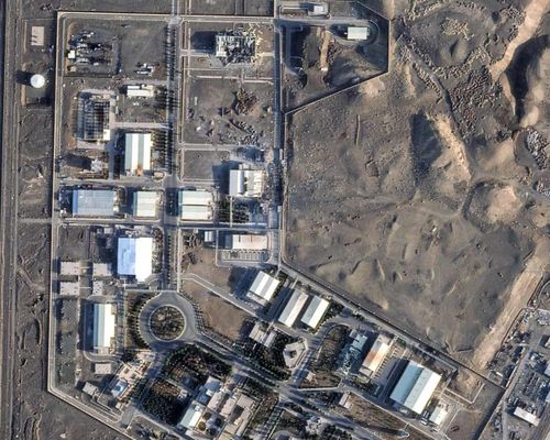 Các tòa nhà bị hư hại tại cơ sở hạt nhân Natanz ở miền Trung Iran ngày 3/3. Ảnh: Planet Labs PBC 