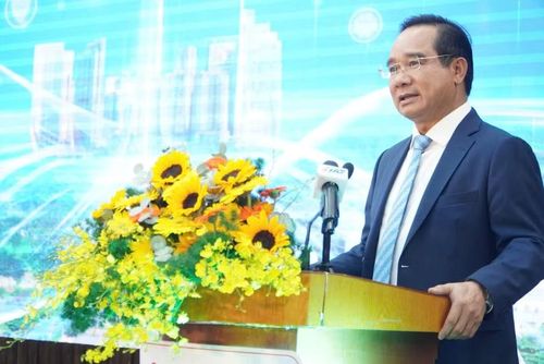 Chủ tịch UBND TPHCM Nguyễn Văn Được phát biểu tại buổi lễ. Ảnh: Hà An.