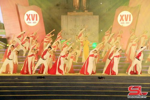 Song ca Quốc hội Việt Nam sáng mãi niềm tin.