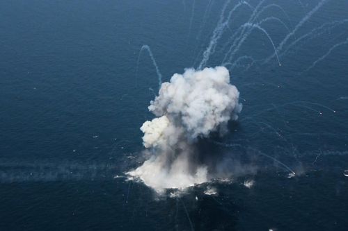 Sẽ là một cuộc chiến dữ dội tại hải phận Iran? (Ảnh: Reuters)