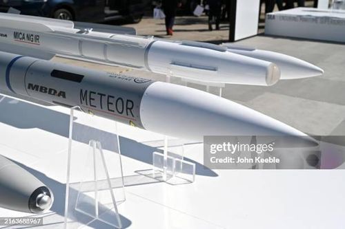Theo ghi nhận, phi công điều khiển máy bay chiến đấu Dassault Rafale và Mirage 2000 của Pháp đã đánh chặn hàng chục máy bay không người lái cảm tử kiểu Shahed trong vòng hai tuần qua.