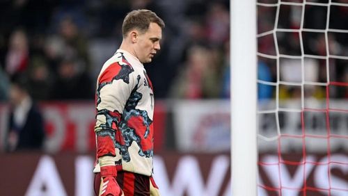 Tất cả thủ môn của Bayern đều chấn thương.