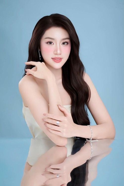 Người đẹp Phan Phương Oanh từng tham gia giải đấu High School Best Dance Crew năm 2020 cùng đồng đội và đoạt giải quán quân - Ảnh: BTC