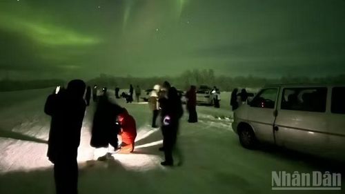 Ngày nay, Murmansk là một trong những điểm đến du lịch săn cực quang "hot" nhất ở Nga.