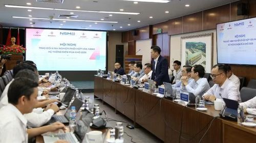 Toàn cảnh Hội nghị.