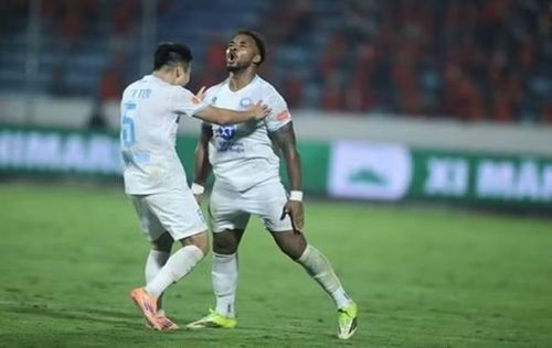 Không chỉ ở V-League, Thép Xanh Nam Định còn cơ hội đăng quang ngôi vô địch ở hai đấu trường khác.
