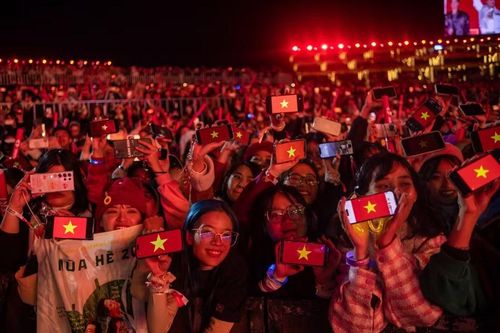 Chuỗi concert 'Anh trai say hi' và 'Anh trai vượt ngàn chông gai' đã tạo doanh thu và thu hút lượng khán giả kỷ lục.