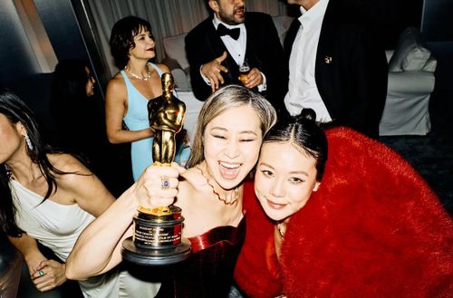 Trong bữa tiệc hậu Oscar 2026 - Ảnh: Vanityfair