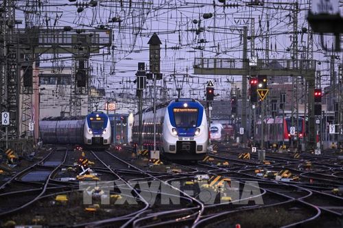 Tàu hỏa tại Cologne, Đức. Ảnh: AFP/TTXVN