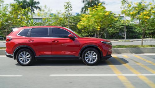 Xe chính thức được bán ra tại thị trường Việt Nam từ 19/3, gồm hai phiên bản G và L, lắp ráp tại nhà máy Phú Thọ.