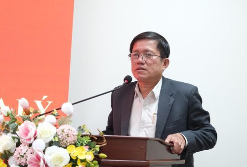 Phó Giám đốc Sở Công thương Nguyễn Văn Khánh phát biểu tại buổi lễ