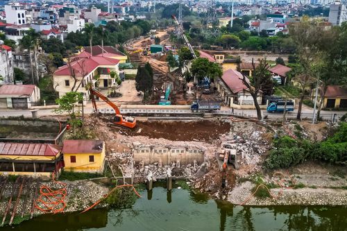 Không chỉ dừng lại ở việc chống ngập, dự án còn có vai trò quan trọng trong việc bổ cập nước cho sông Tô Lịch với lưu lượng khoảng 5m³/s. Đây được xem là giải pháp kỹ thuật góp phần cải thiện chất lượng nước, từng bước hồi sinh dòng sông gắn liền với lịch sử và văn hóa của Thủ đô.