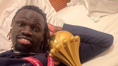 Các cầu thủ Senegal đăng bài mỉa mai quyết định trao lại cúp AFCON cho Morocco.