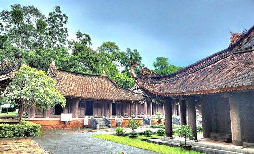 Một góc kiến trúc cổ kính của di tích lịch sử quốc gia đặc biệt Lam Kinh (Thanh Hóa)
