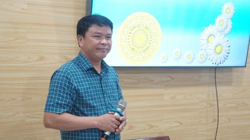 TS Nguyễn Văn Công, Trường Đại học Nguyễn Huệ với chủ đề giải pháp ứng dụng công nghệ số trong xử lý các tình huống sư phạm của giảng viên ở các trường đại học quân sự.