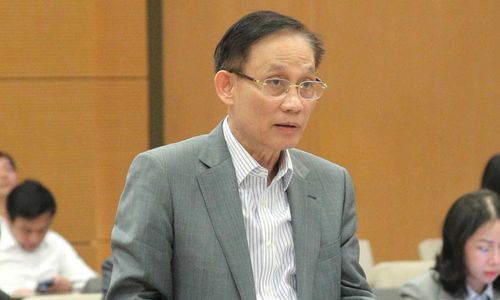 Bộ trưởng Ngoại giao Lê Hoài Trung.