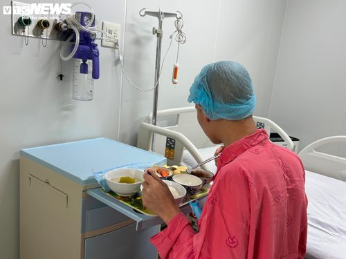 Mỗi người bệnh có chế độ ăn riêng tùy thuộc vài tình trạng sức khỏe.