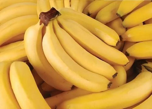 Chuối giúp ngủ ngon nhờ hàm lượng magie và kali dồi dào.