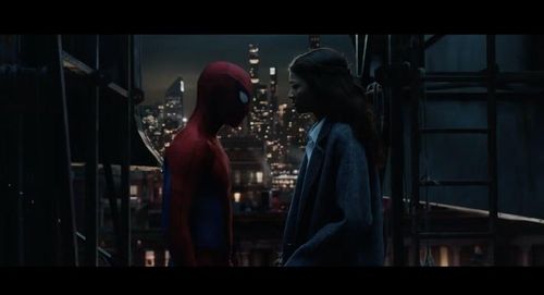 Cũng như những người khác, MJ đã không còn nhận ra cậu chàng. Ảnh: Sony Pictures