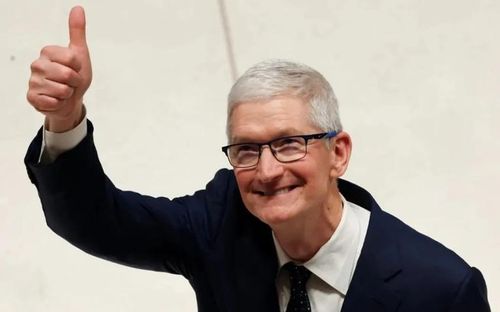 Tuy nhiên, Tim Cook nhấn mạnh ông “không thể tưởng tượng cuộc sống mà không có Apple”.