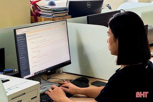 Nhập KPI hằng ngày trên ứng dụng điều hành tác nghiệp nội bộ đã trở thành quy định bắt buộc của Báo và phát thanh, truyền hình Hà Tĩnh.