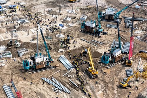 Theo kế hoạch, Sân vận động Trống Đồng dự kiến hoàn thành vào năm 2028. Trong khi đó, toàn bộ các hạng mục của Khu đô thị thể thao Olympic sẽ được hoàn thiện vào khoảng năm 2035. Khi đi vào vận hành, tổ hợp này không chỉ là trung tâm thể thao mà còn là không gian sống hiện đại, góp phần thay đổi diện mạo khu vực ngoại thành Hà Nội.